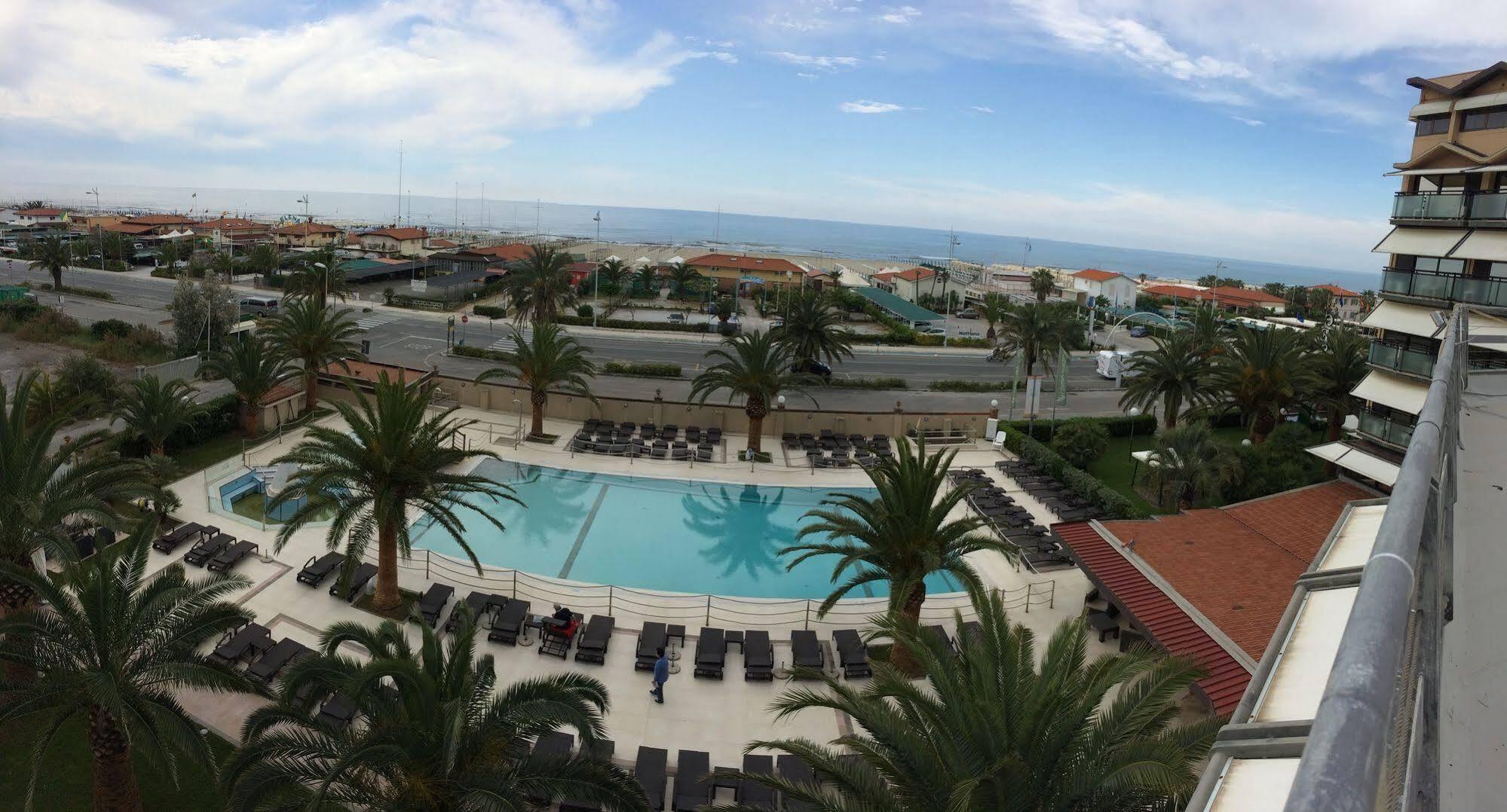Hotel Caesar Residence & Spa Lido di Camaiore Luaran gambar