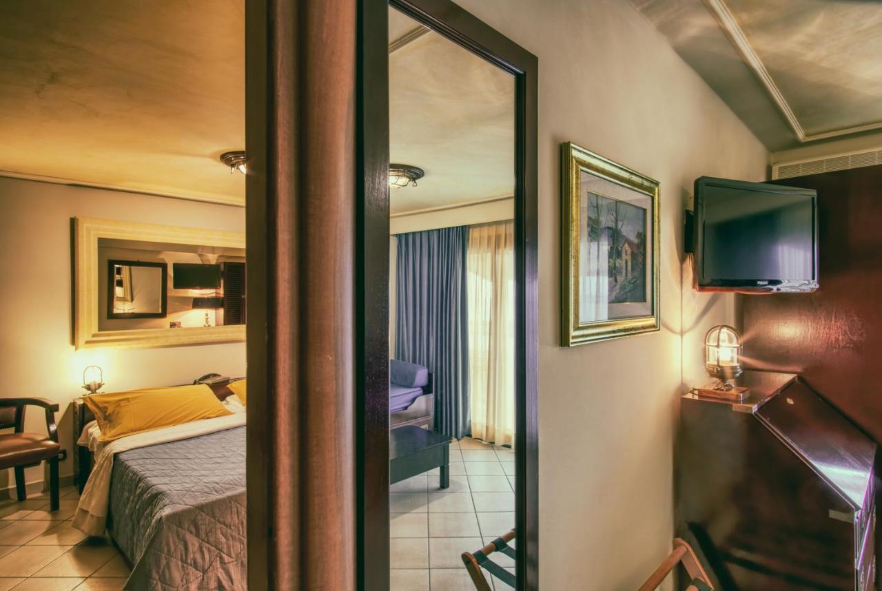 Hotel Caesar Residence & Spa Lido di Camaiore Luaran gambar