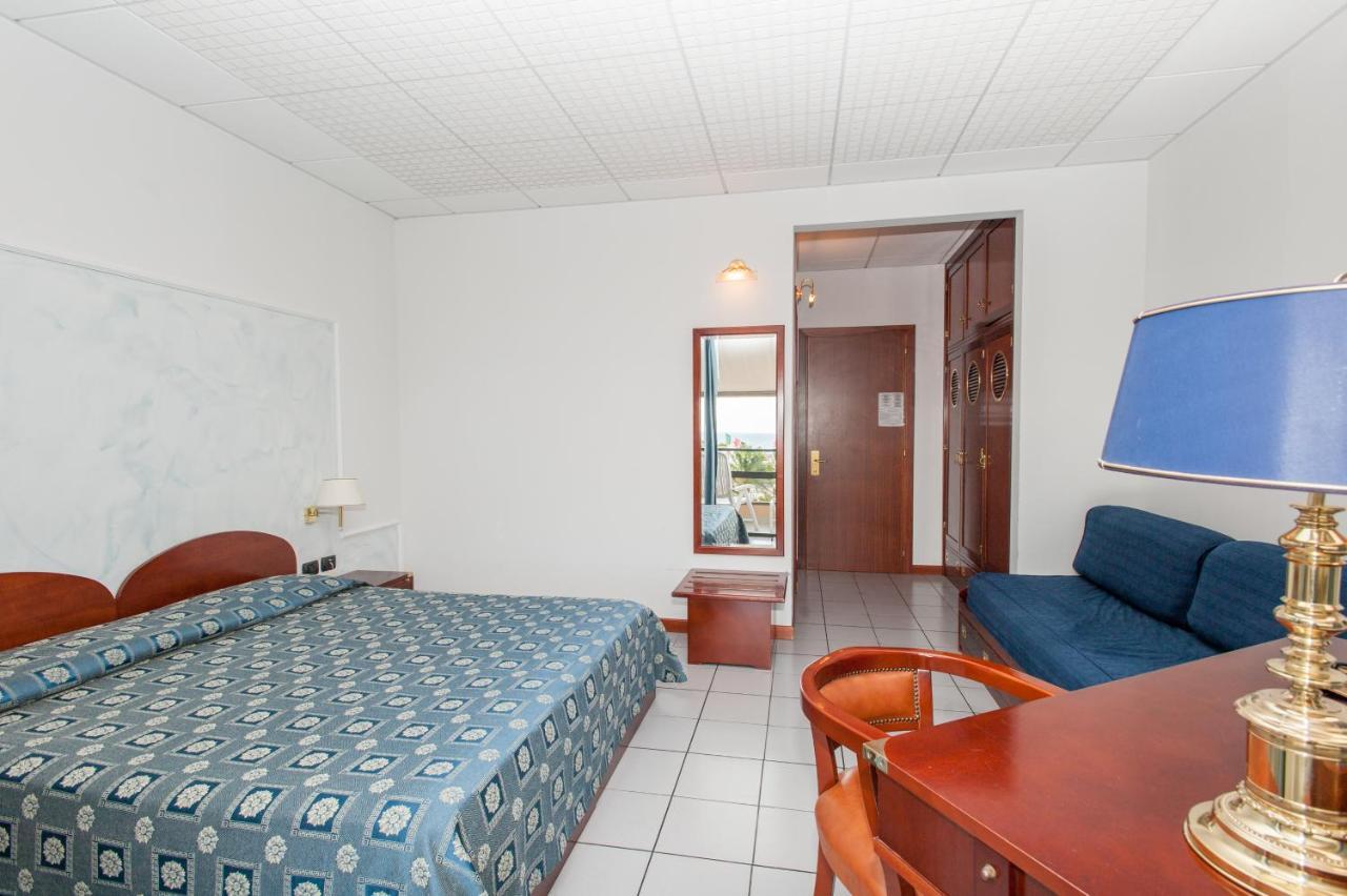 Hotel Caesar Residence & Spa Lido di Camaiore Luaran gambar