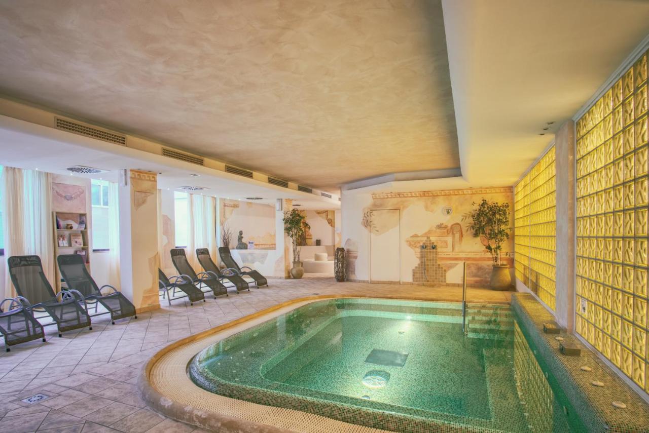 Hotel Caesar Residence & Spa Lido di Camaiore Luaran gambar