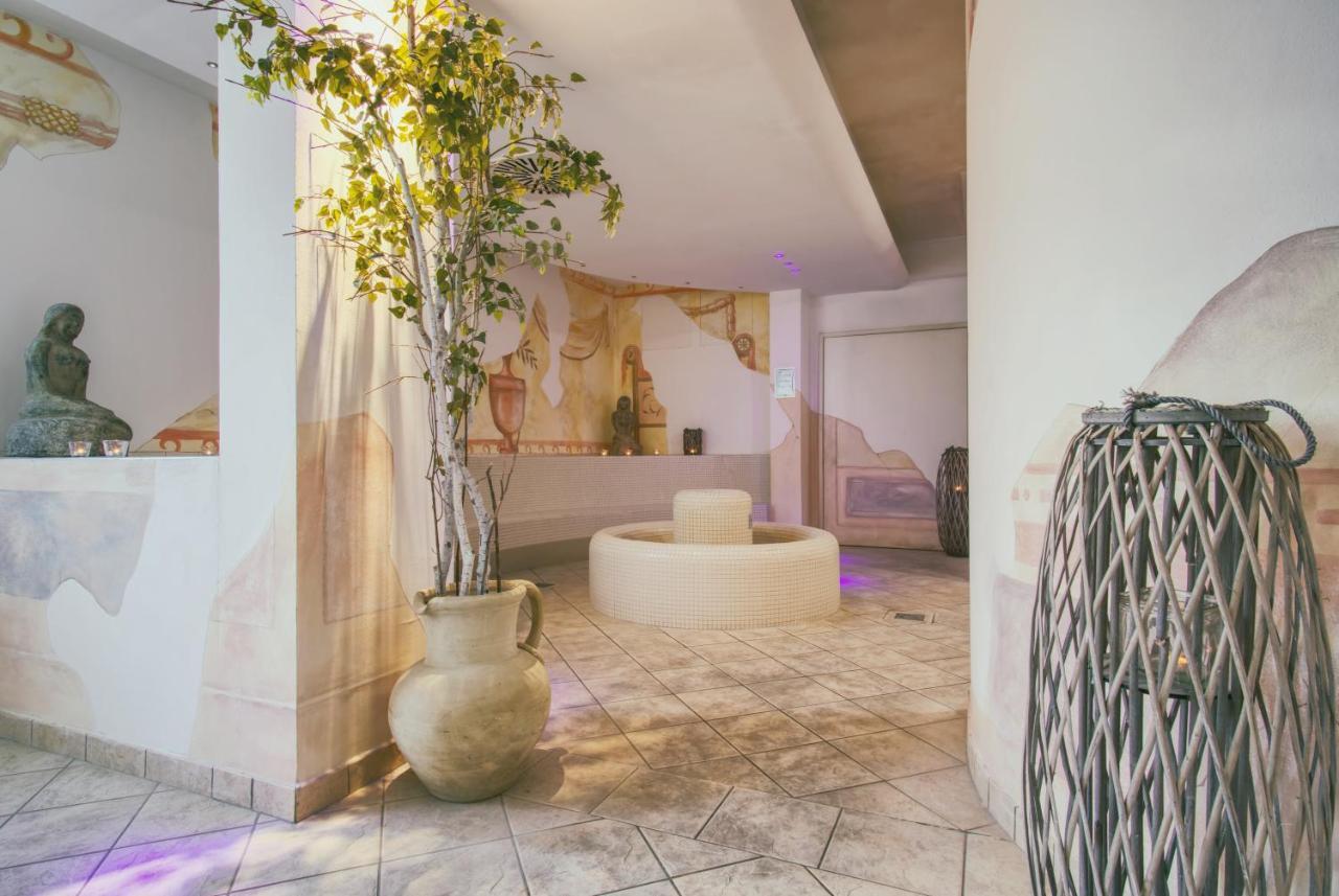 Hotel Caesar Residence & Spa Lido di Camaiore Luaran gambar