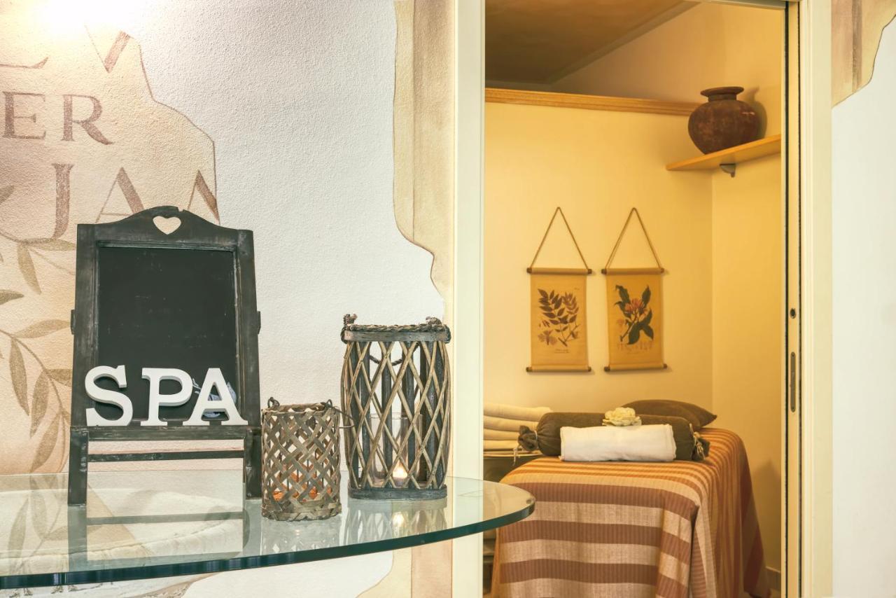 Hotel Caesar Residence & Spa Lido di Camaiore Luaran gambar